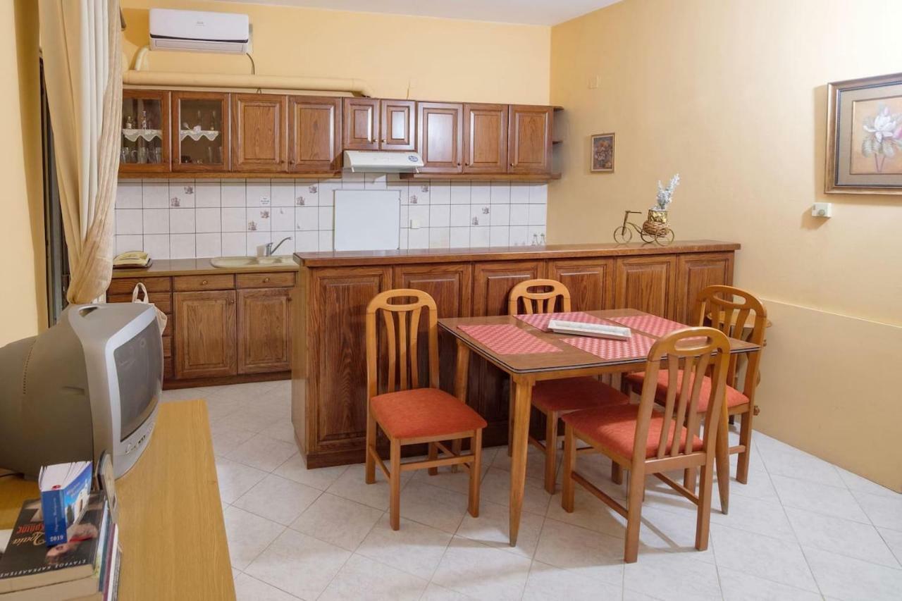 Traditional Apartment In Corfu Next To The Center Экстерьер фото